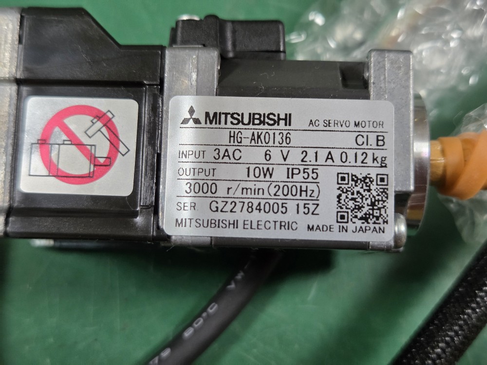 (A급-미사용품) SERVO MOTOR HG-AK0136 미쓰비씨 서보모터