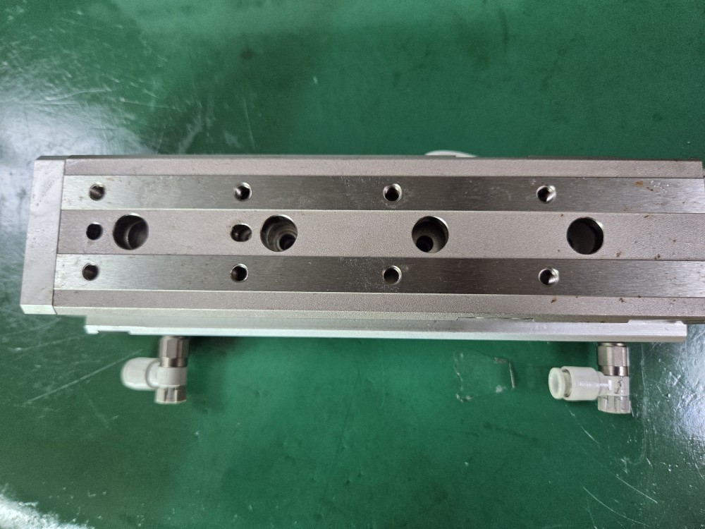 SMC SLIDE TABLE CYLINDER MXQ16L-100 (중고) 슬라이드 테이블 실린더