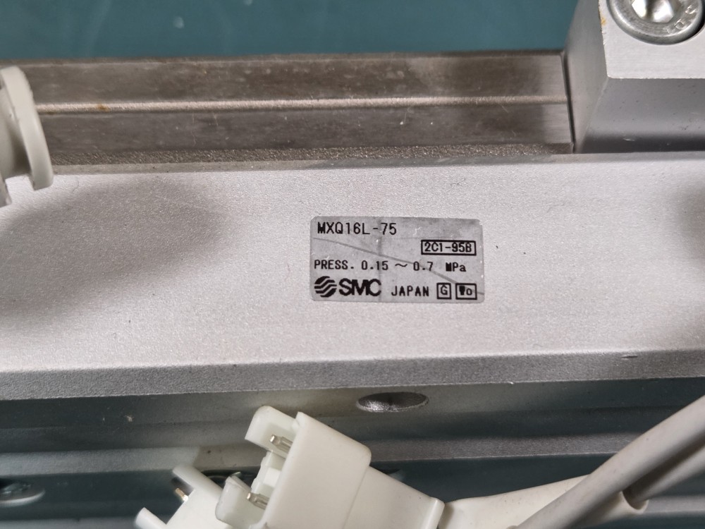 SMC SLIDE CYLINDER MXQ16L-75 (중고) 슬라이드 실린더