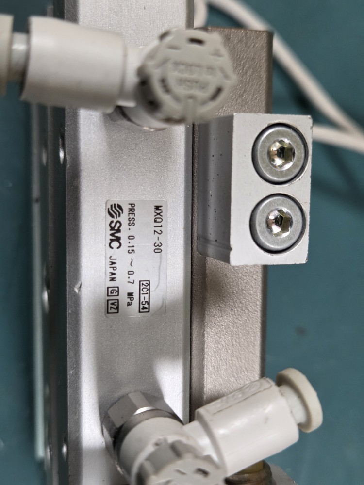 SMC SLIDE CYLINDER MXQ12-30 (중고) 슬라이드 실린더