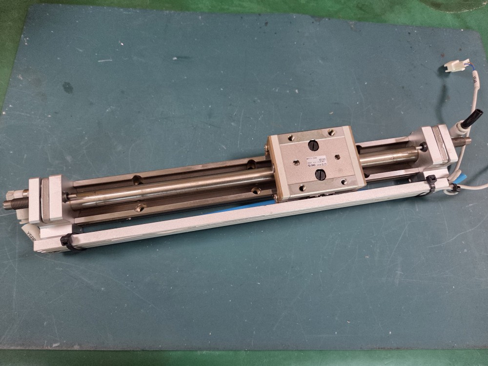 SMC RODLESS CYLINDER MXY12-200B (중고) 로드레스 실린더