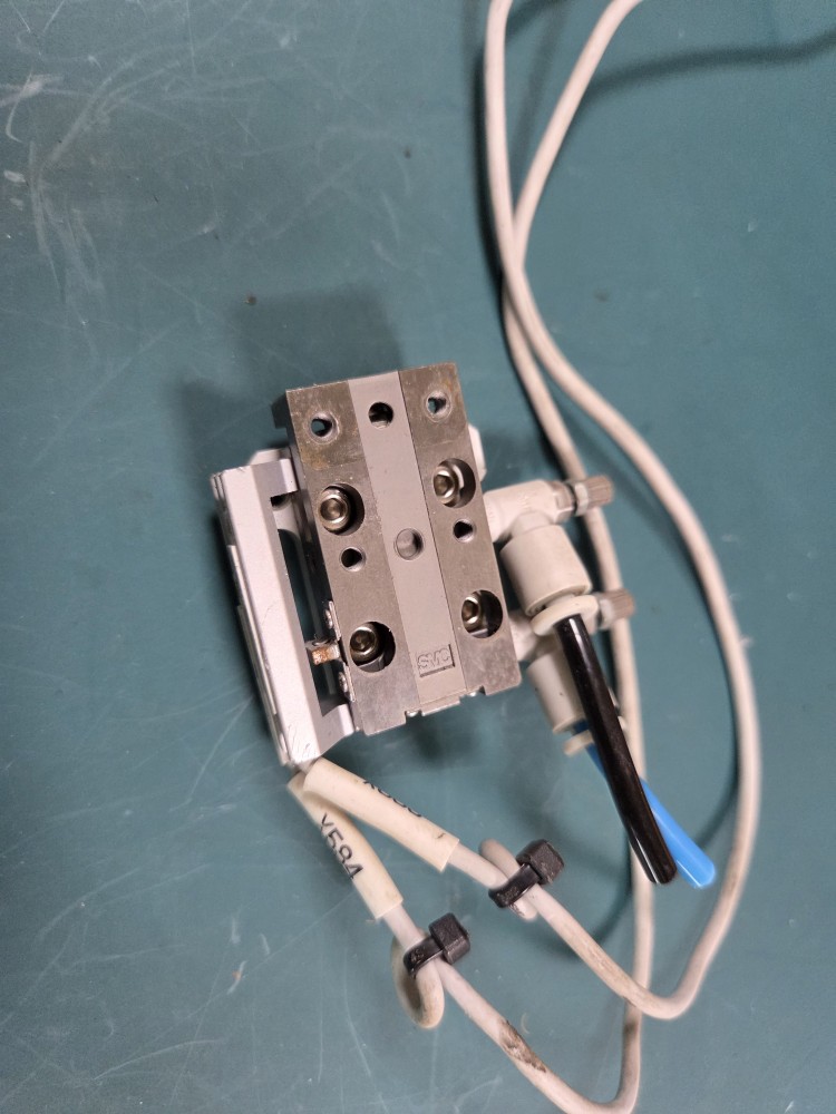 SMC CHUCK CYLINDER MXJ6-10 (중고) 척실린더