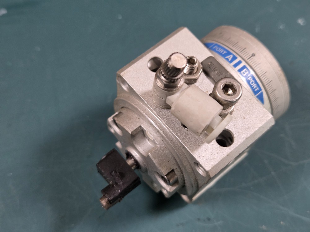 SMC ROTRY CYLINDER MDSUB1-90S (중고) 회전실린더