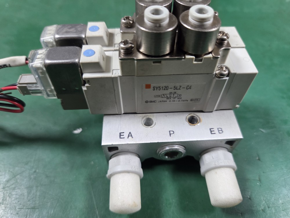 SMC SOLENOID VALVE SY5120-5LZ-C4 (중고) 솔레노이드 밸브