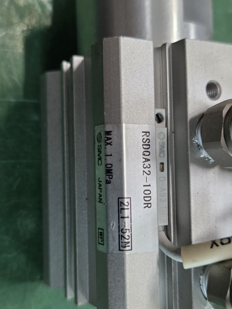SMC STOPPER CYLINDER RSDQA32-10DR (중고) 스토퍼 실린더
