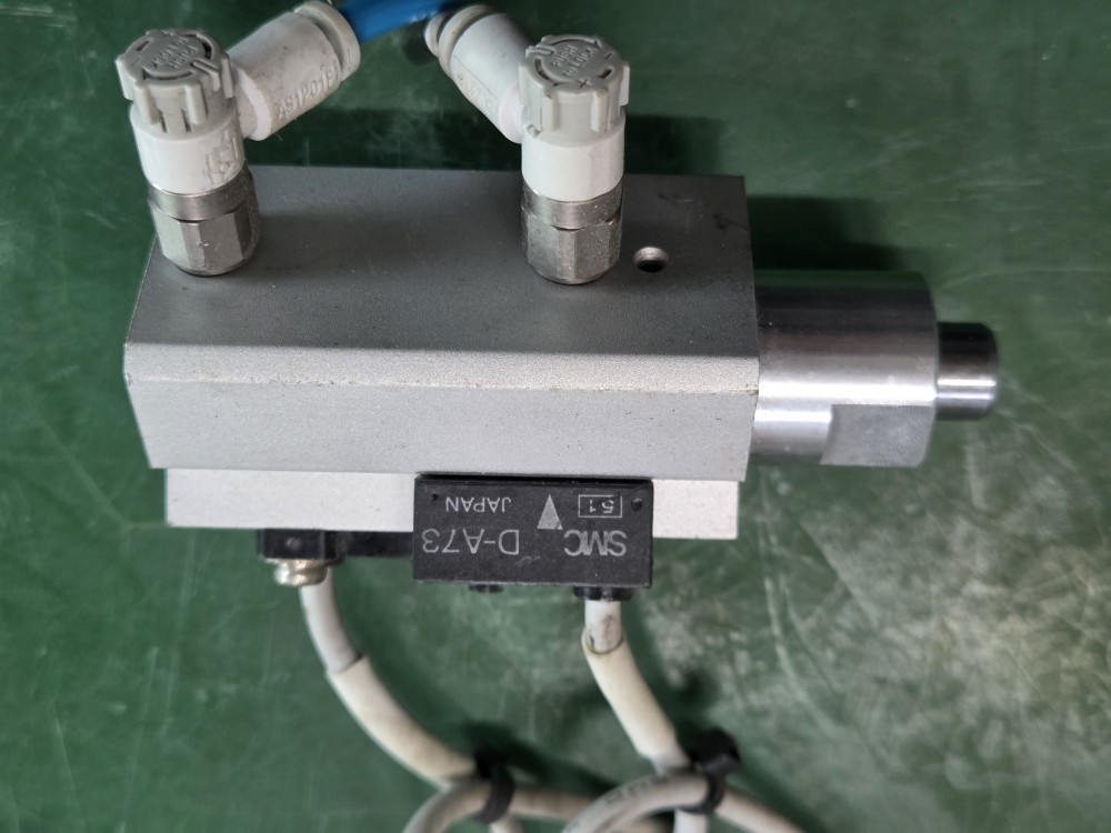 SMC STOPPER CYLINDER RSDQA16-15D (중고) 스토퍼 실린더