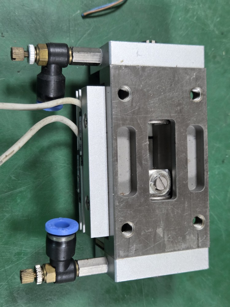 SMCCYLINDER  MXP16-20 (중고)