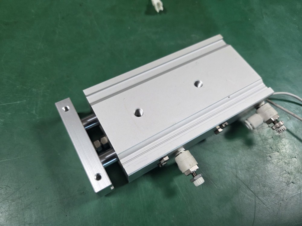 SMC GUIDE CYLINDER CXSL25-75 (중고) 가이드 실린더