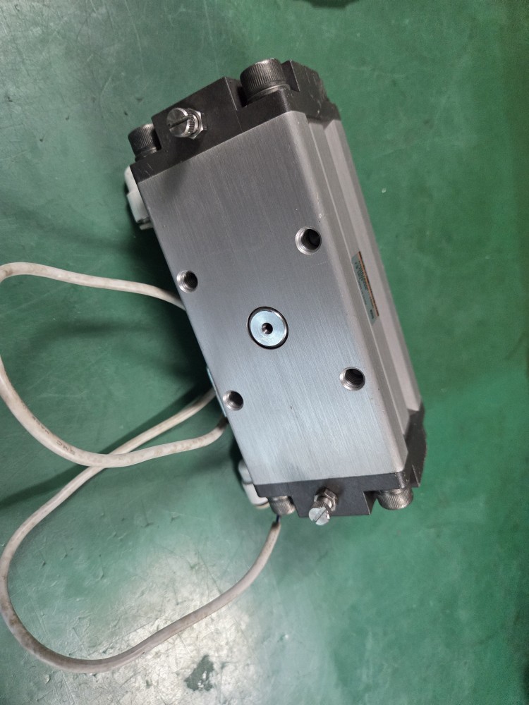 SMC ROTARY CYLINDER CDRA1BS50-100C (중고) 회전 실린더