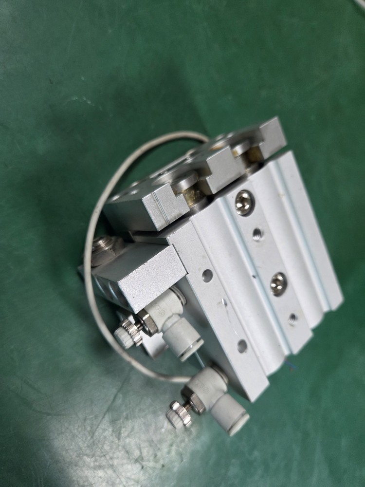 SMC SLIDE CYLINDER MXS20-10 (중고) 슬라이드 실린더