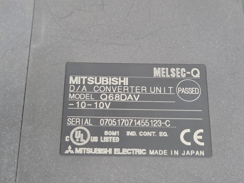 D/A CONVERTER UNIT Q68DAV (중고)