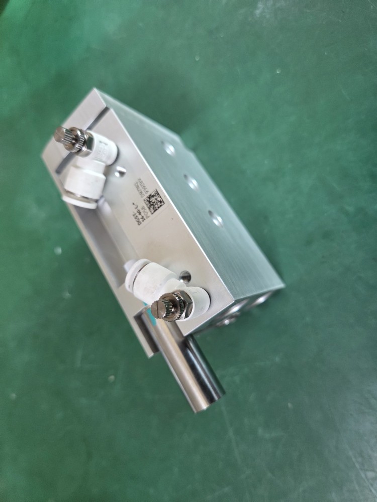 FESTO CYLINDER DGST-16-40-L (중고)