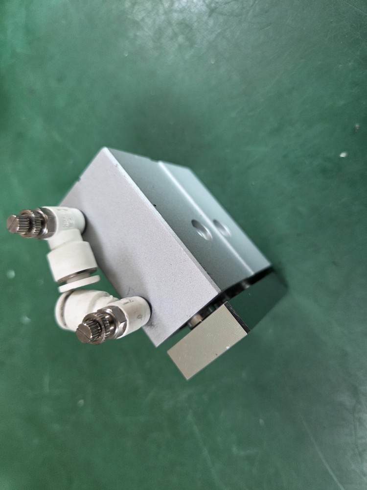 FESTO CYLINDER DFM-12-20-P-A-GF (중고)