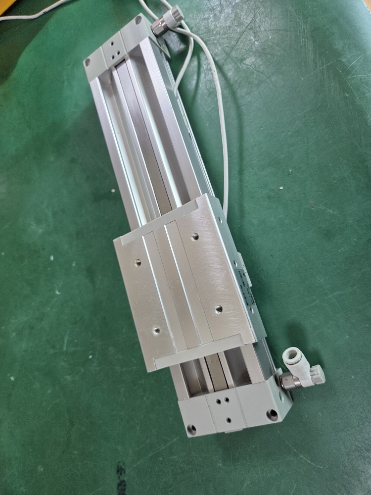 SMC CYLINDER MY1M16-100 (중고)