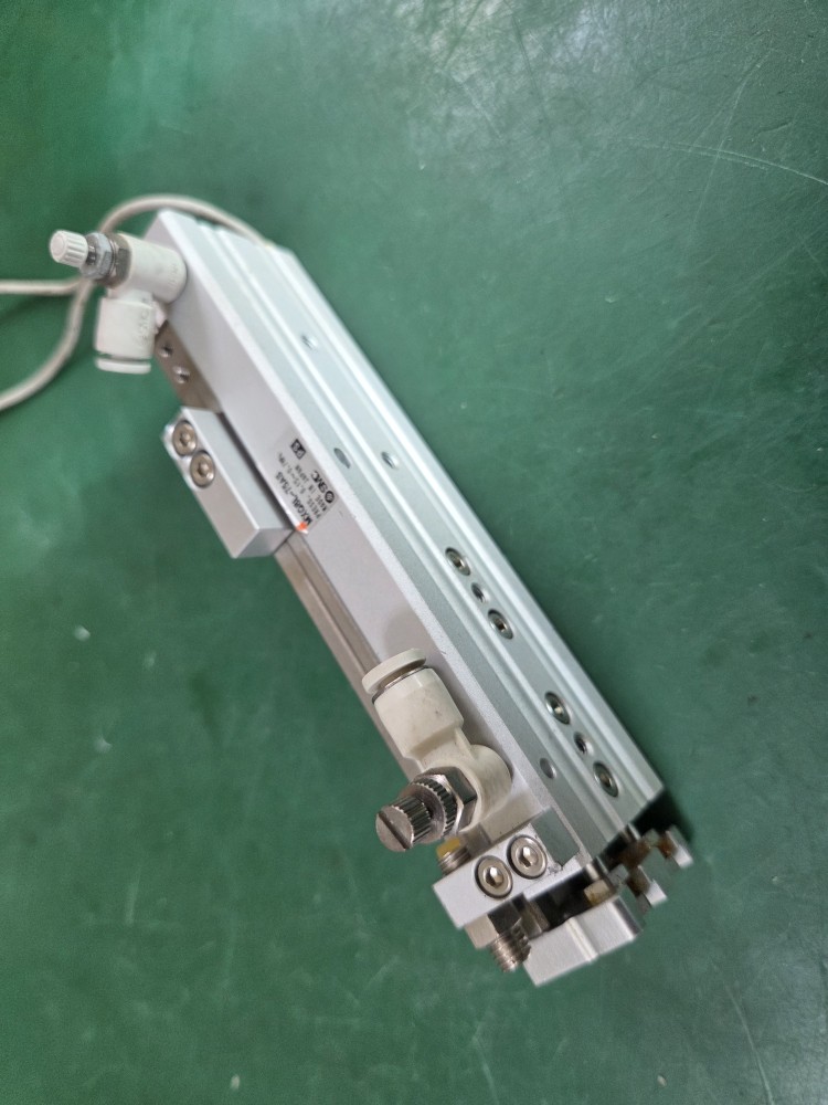 SMC GUIDE CYLINDER MXQ8L-75AS (중고)