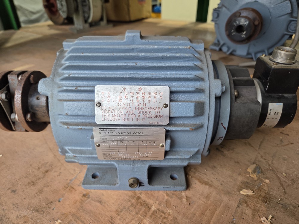 VARISPEED 3-PHASE INDUCTION MOTOR EEK-IM 0.4KW (중고) 3상 인덕션 모타