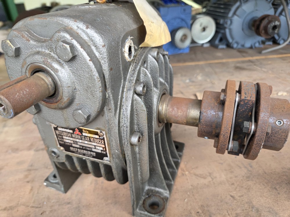 MITSUBISHI WORM GEAR REDUCER SOHW-85-R-40