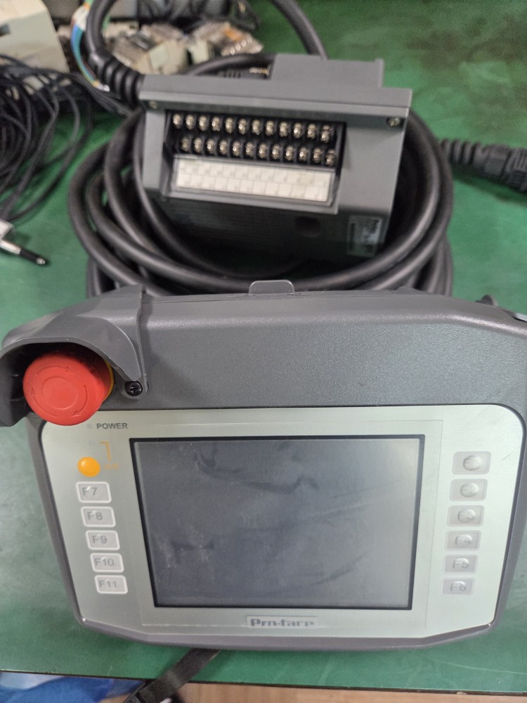 PRO-FACE PFXGP4311HTADER+AGP3000H-ADPCOM-01 (중고)