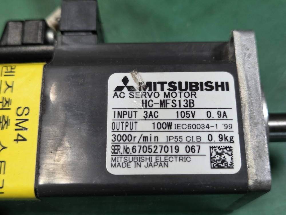 MITSUBISHI SERVO MOTOR HC-MFS13B (100W 중고) 서보모타