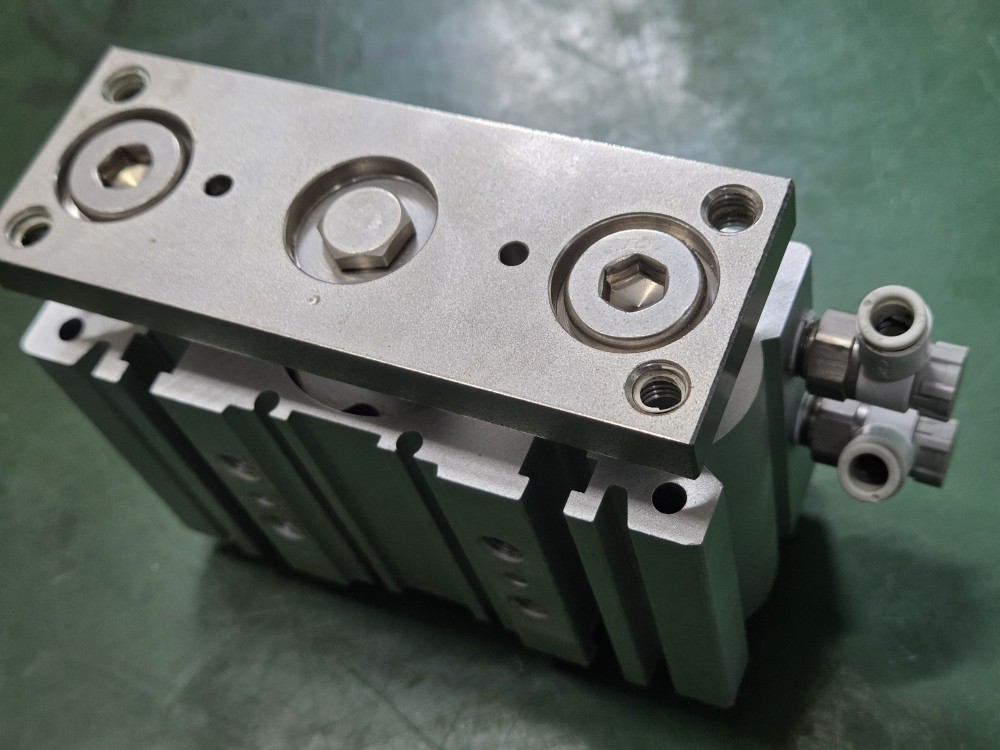 SMC GUIDE CYLINDER MGPM40-25Z (중고)