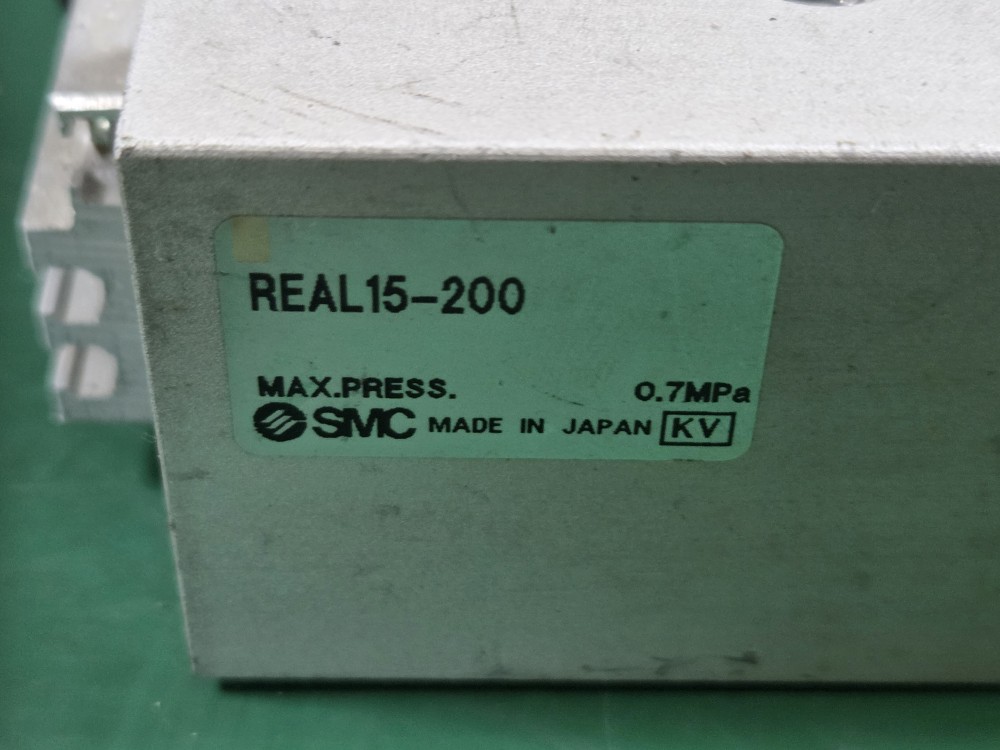 SMC CYLINDER REAL15-200 (중고)