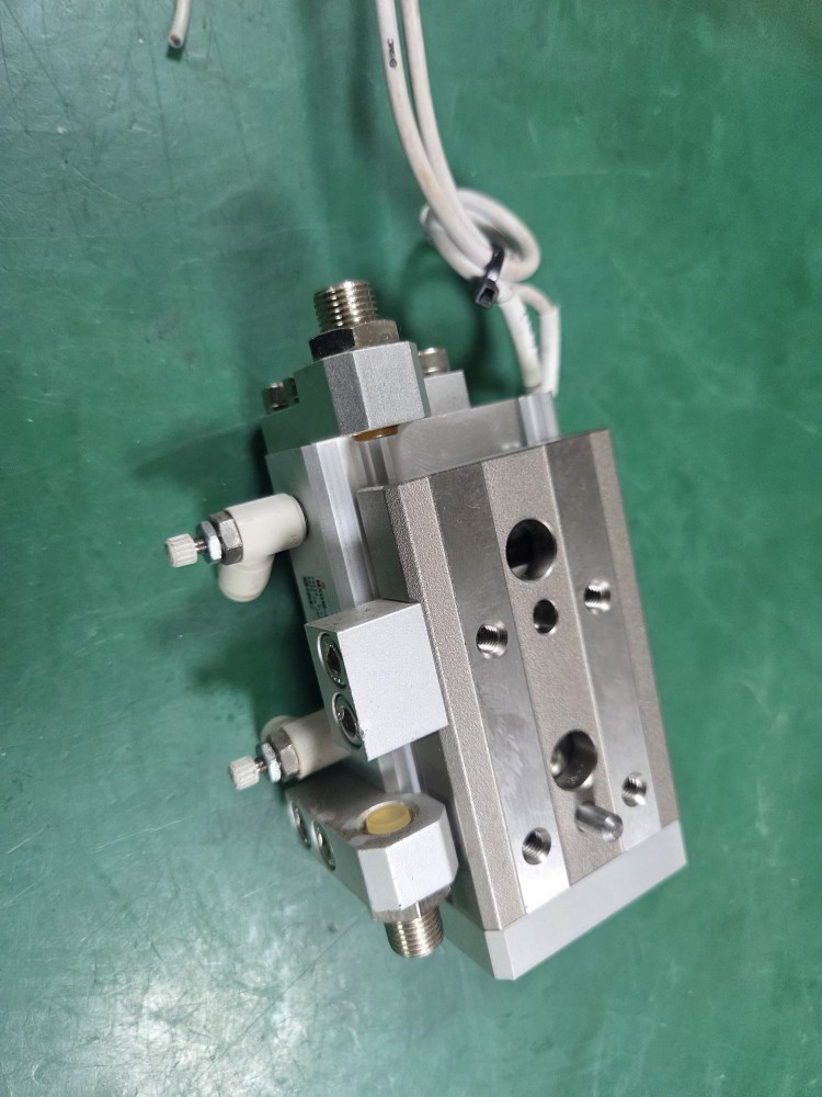 SMC CYLINDER MXQ16-20A (중고) 실린더