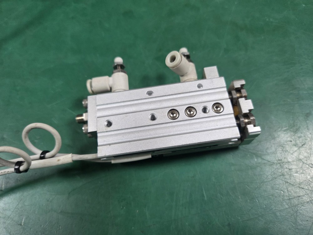 SMC CYLINDER MXQ8-30A (중고)