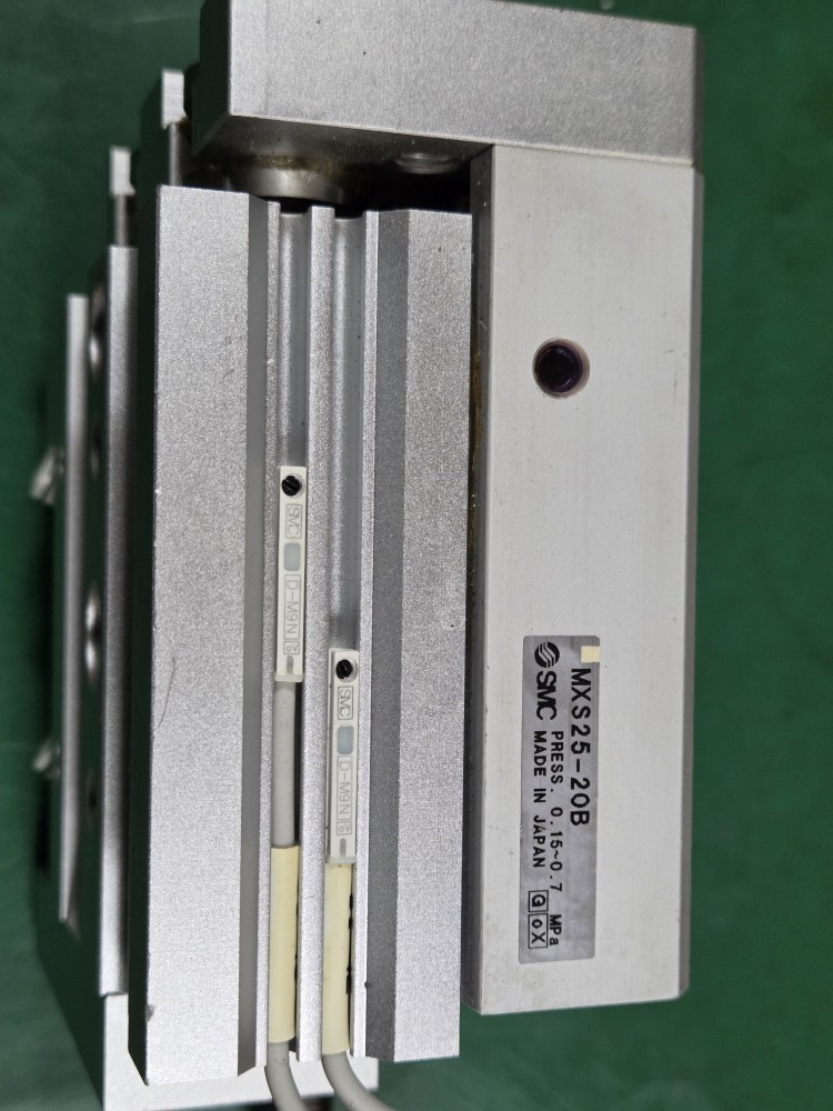 SMC CYLINDER MXS25-20B (중고)