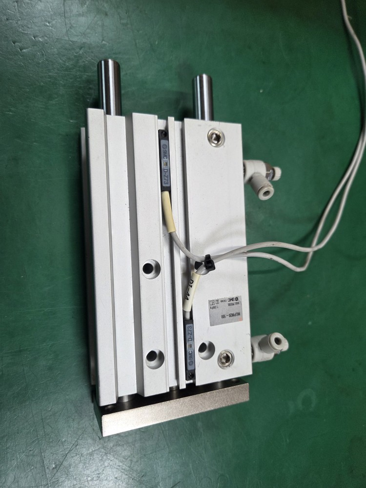 SMC CYLINDER MGPM20-100 (중고)