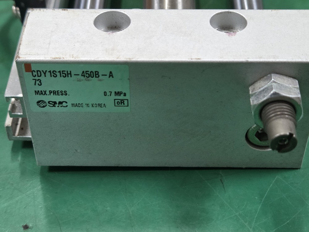 SMC RODLESS CYLINDER CDY1S15H-450B (중고)