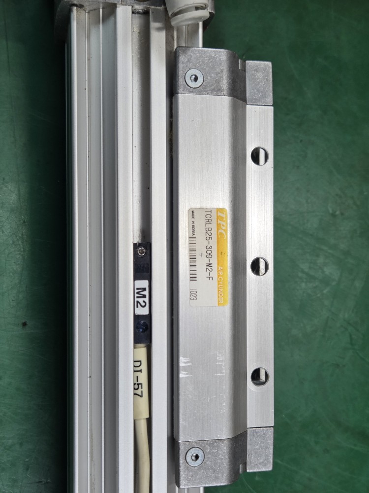 TPC RODLESS CYLINDER TCRLB25-300-M2-F (중고)