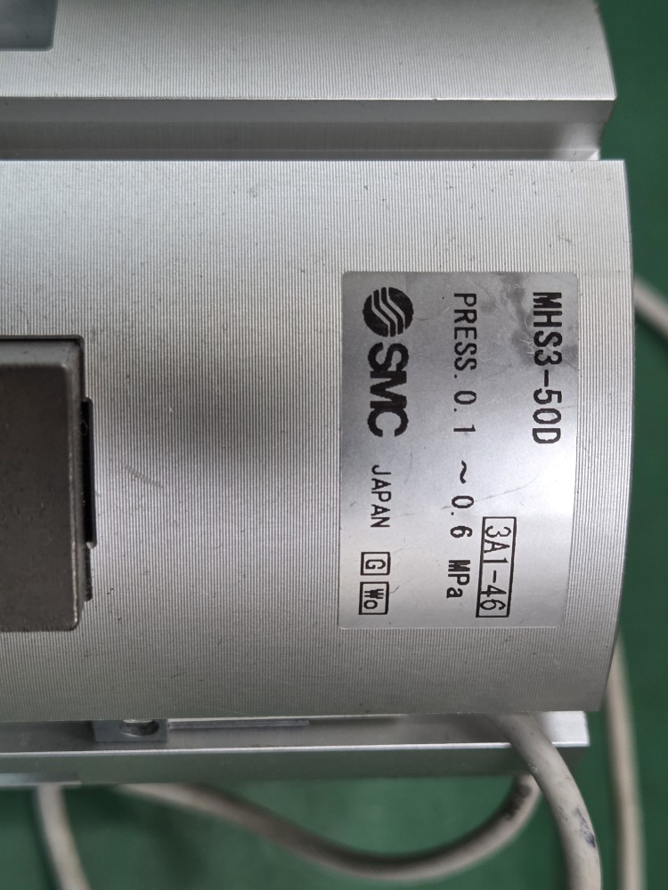 (A급-미사용품) SMC CHUCK CYLINDER MHS3-50D