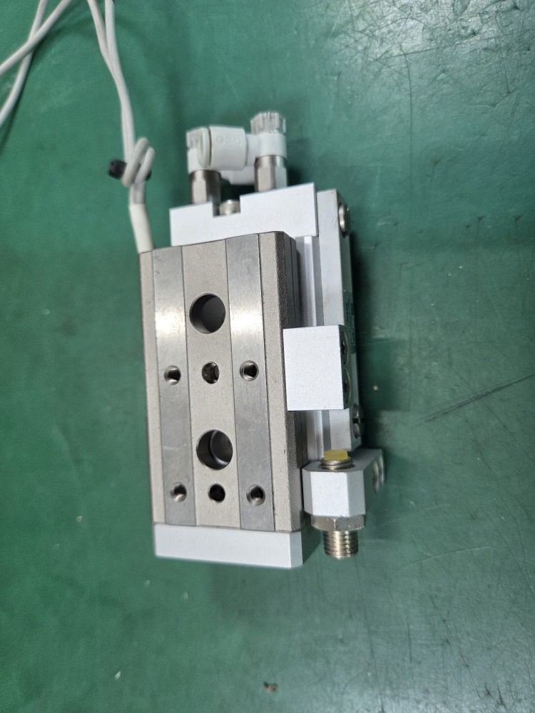 SMC AIR CYLINDER MXQ12L-10ASP (중고)