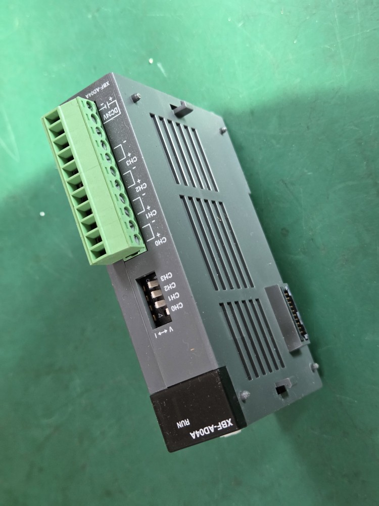 LS PLC A/D CONVERTER XBF-AD04A (중고)