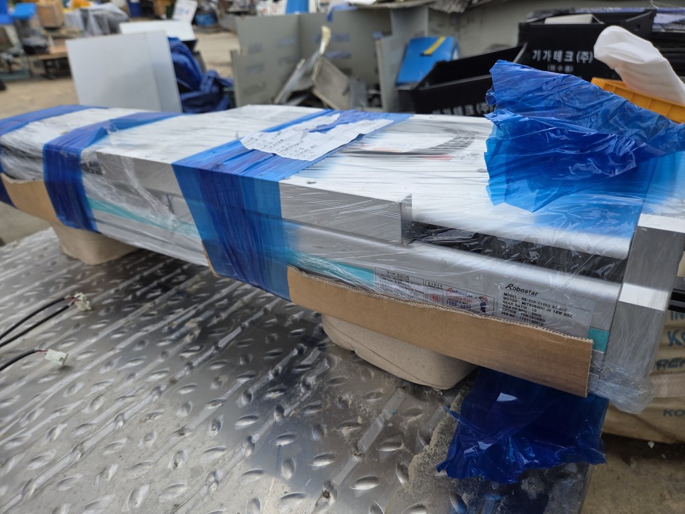 (A급-미사용품) ROBOSTAR ACTUATOR RS-210-Z10SS ST.300 로보스타 엑츄에이터