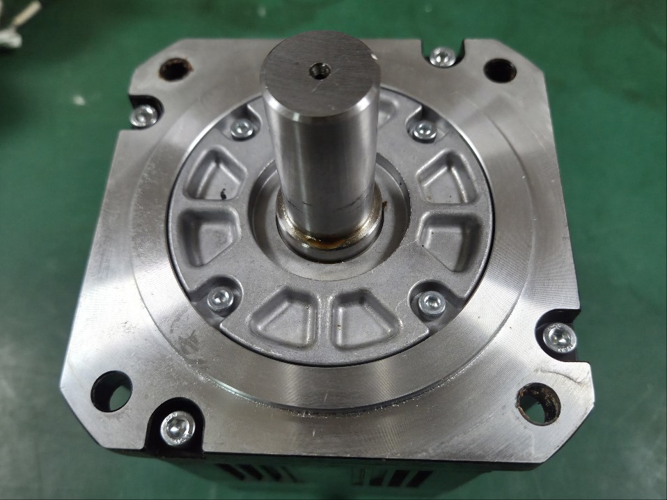 HG-SR102B(중고) MITSUBISHI SERVO MOTOR