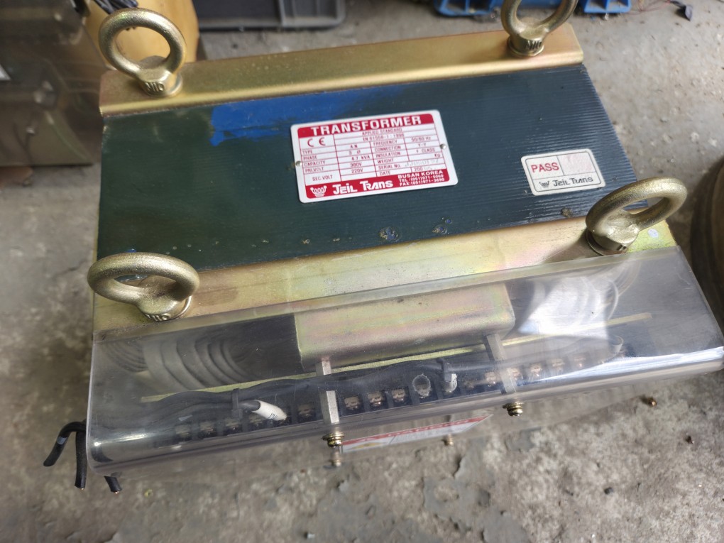 TRANSFORMER EN61558-1 : 1998  4.7KW (중고) 트랜스포머