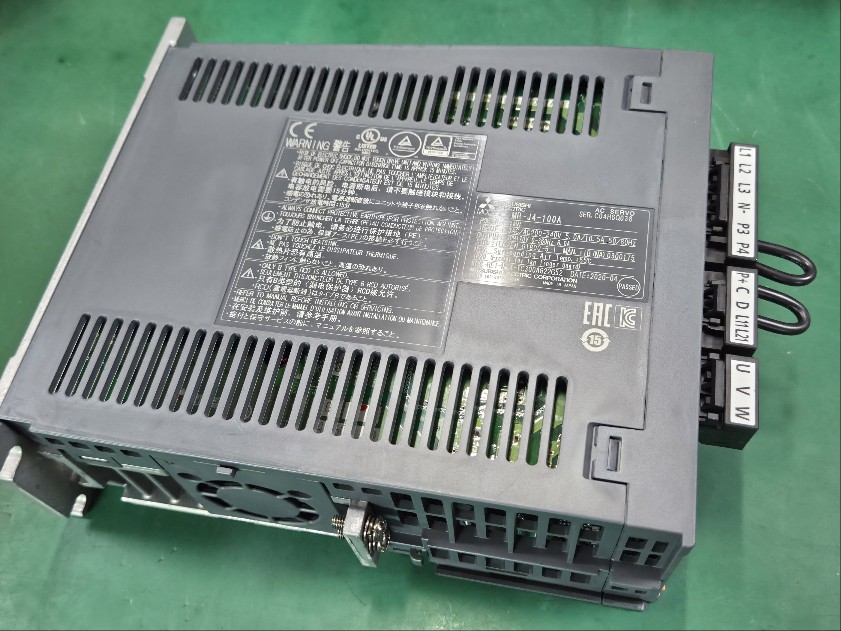 SERVO DRIVER MR-J4-100A(중고) 미쓰비씨 서보드라이버