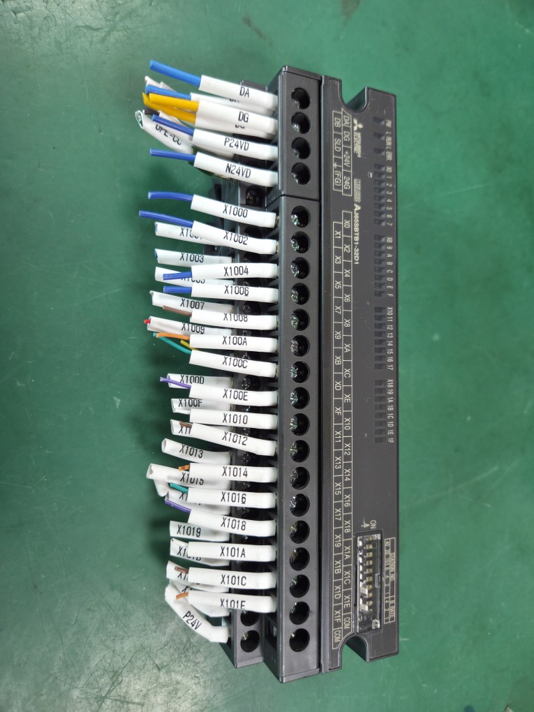 CC-LINK AJ65SBTB1-32D1 (중고-긴라벨) 씨씨링크