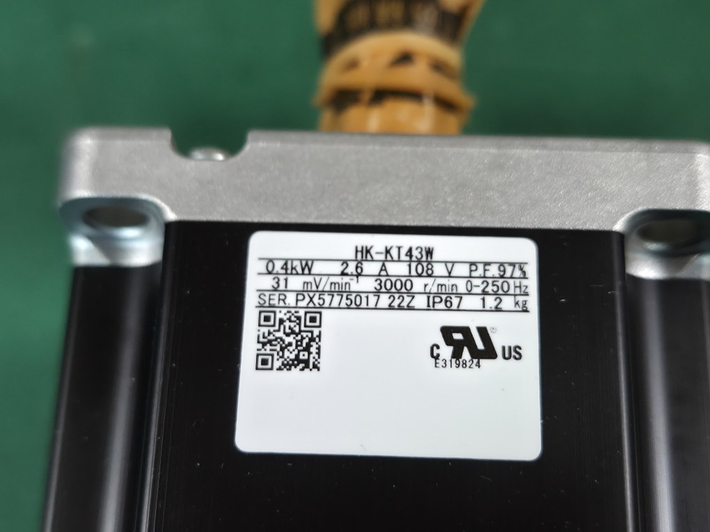 (A급-미사용품) SERVO MOTOR HK-KT43W (400W)